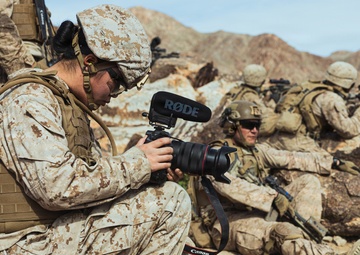 V37 Marines execute company attacks at Range 400