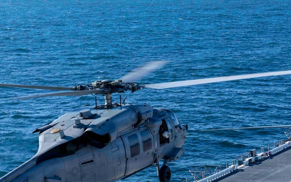 Kearsarge Conducts Flight Operations