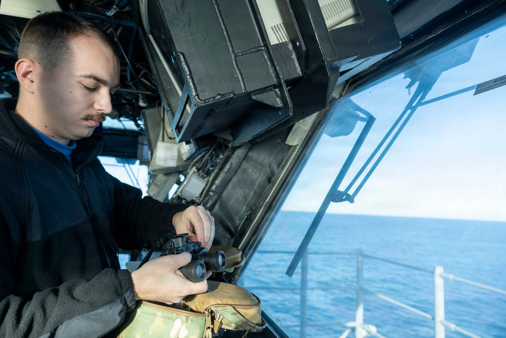 Kearsarge Conducts Flight Operations