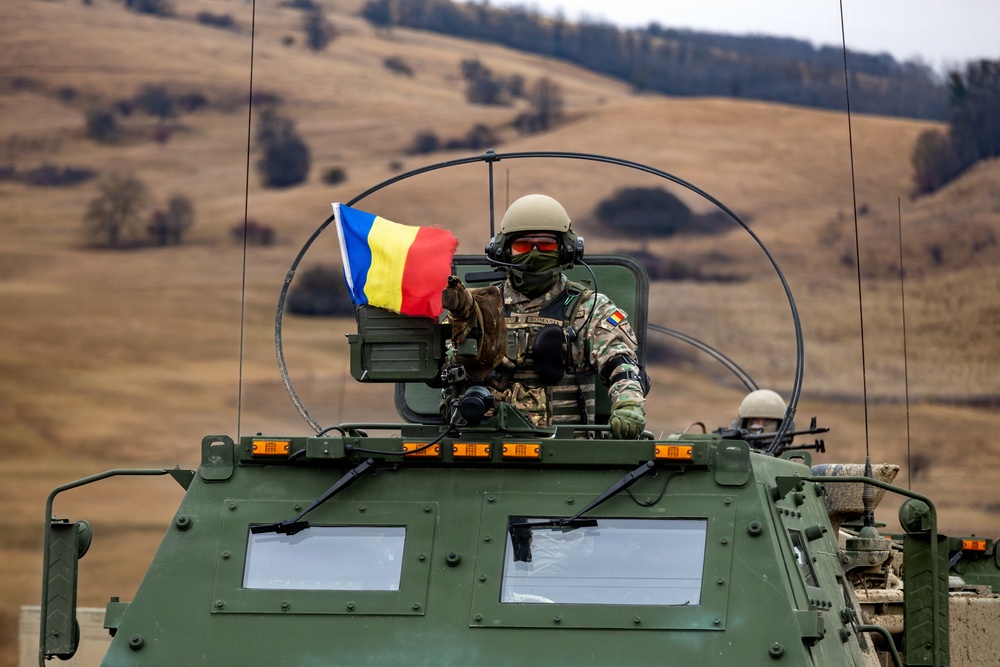 Dynamic Front 26: Romanian and Polish M142 HIMARS Live Fire