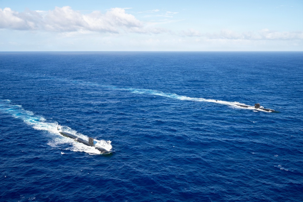 USS Asheville (SSN 758) and USS Annapolis (SSN 760) conduct photo exercise (PHOTOEX)