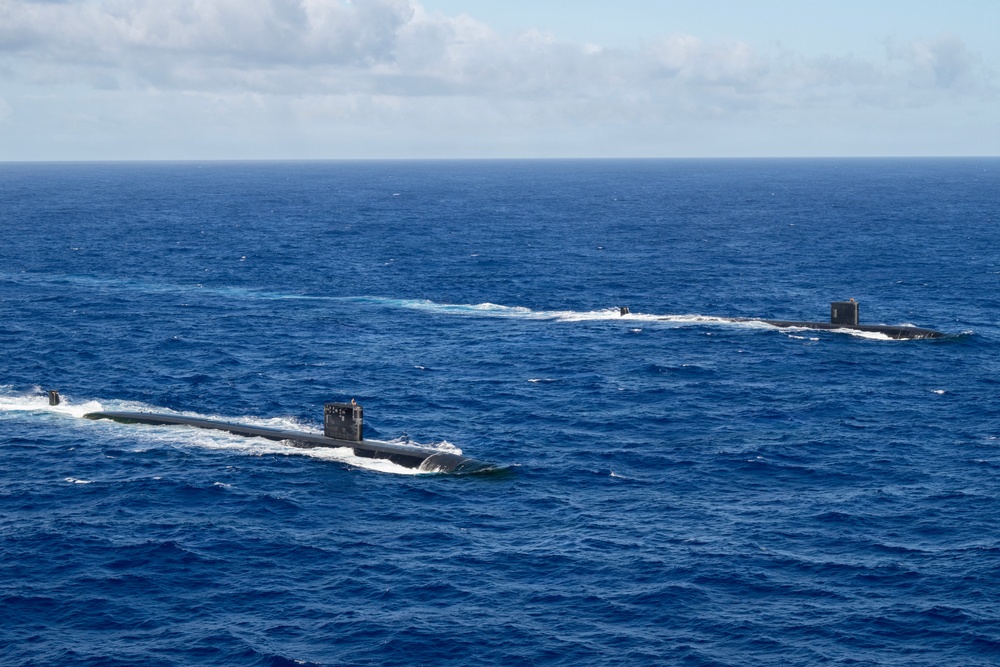 USS Asheville (SSN 758) and USS Annapolis (SSN 760) conduct photo exercise (PHOTOEX)