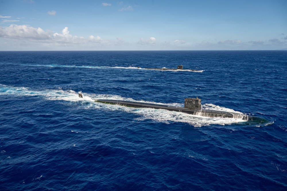 USS Asheville (SSN 758) and USS Annapolis (SSN 760) conduct photo exercise (PHOTOEX)