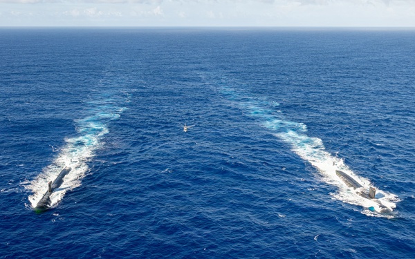 USS Asheville (SSN 758) and USS Annapolis (SSN 760) conduct photo exercise (PHOTOEX)