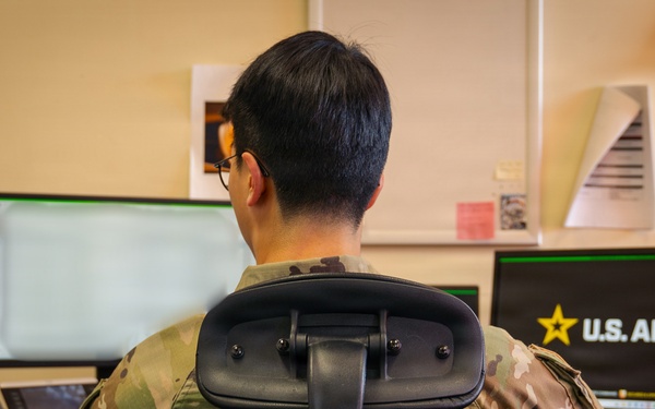 A Day in the Life: Financial Management Technician (36B)