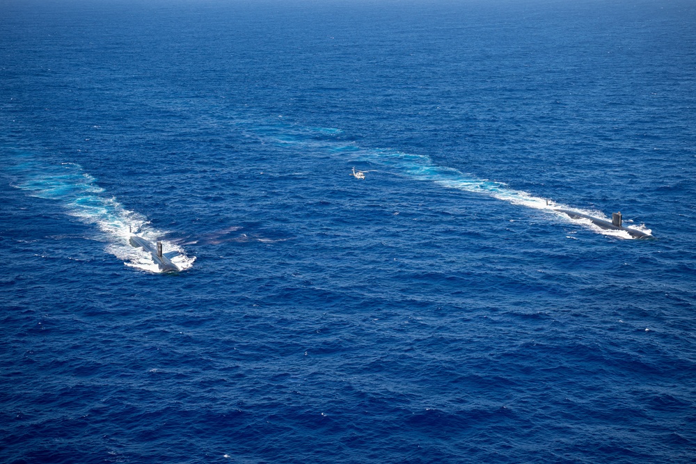 USS Asheville (SSN 758) and USS Annapolis (SSN 760) conduct photo exercise (PHOTOEX)