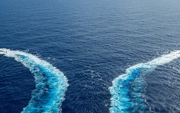 USS Asheville (SSN 758) and USS Annapolis (SSN 760) conduct photo exercise (PHOTOEX)