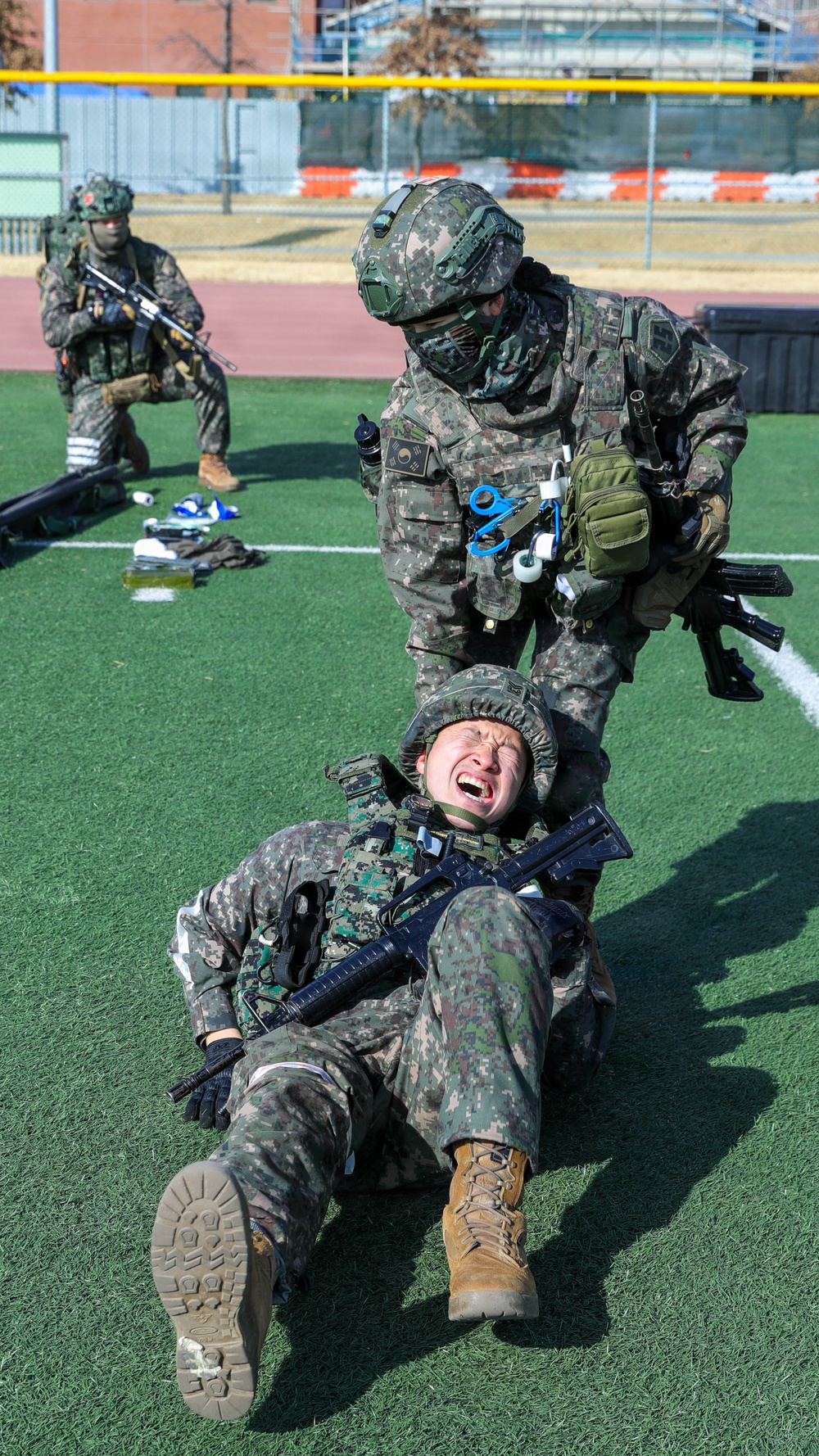 2ID Divarty conducts Tactical Combat Casualty Care Training