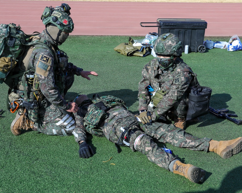 2ID Divarty conducts Tactical Combat Casualty Care Training