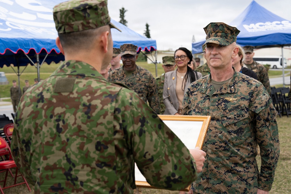 3rd Marine Expeditionary Brigade Conducts Change of Command