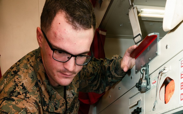 Task Force Ashland Marines, Sailors Embark USS Ashland