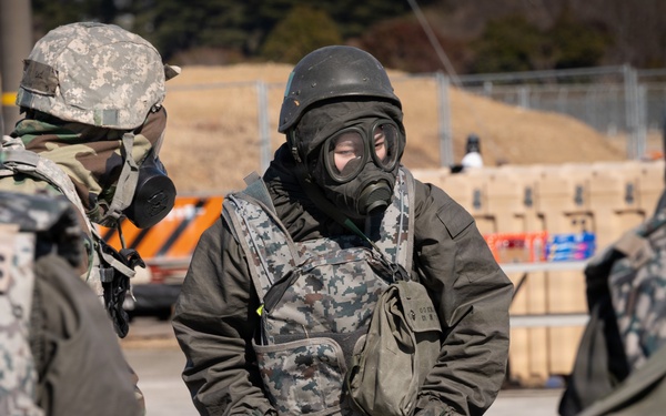 U.S., Japan conduct bilateral airfield damage repair FTX