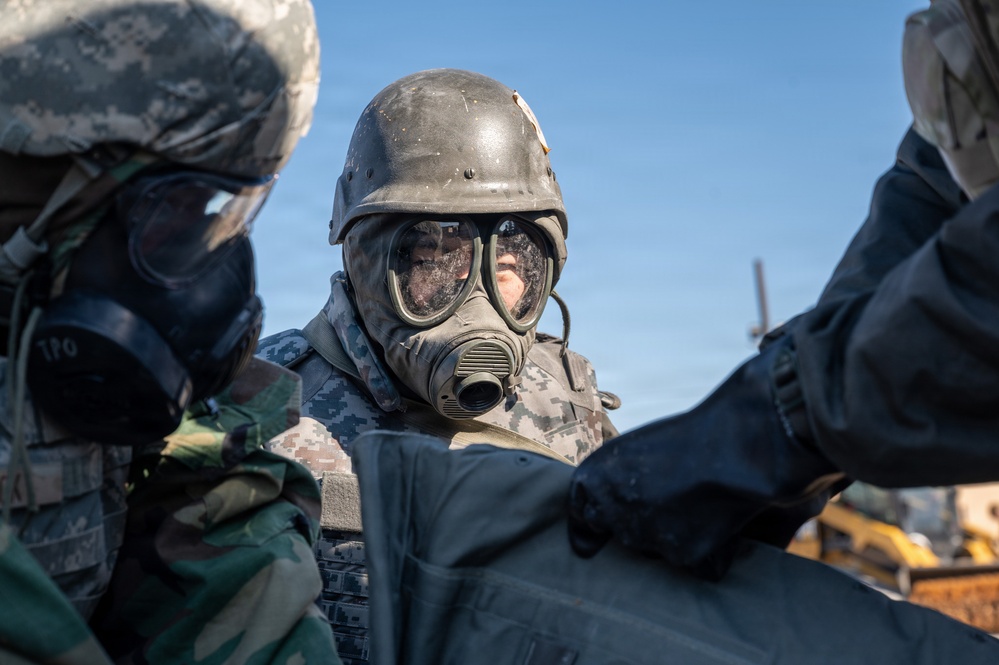 U.S., Japan conduct bilateral airfield damage repair FTX