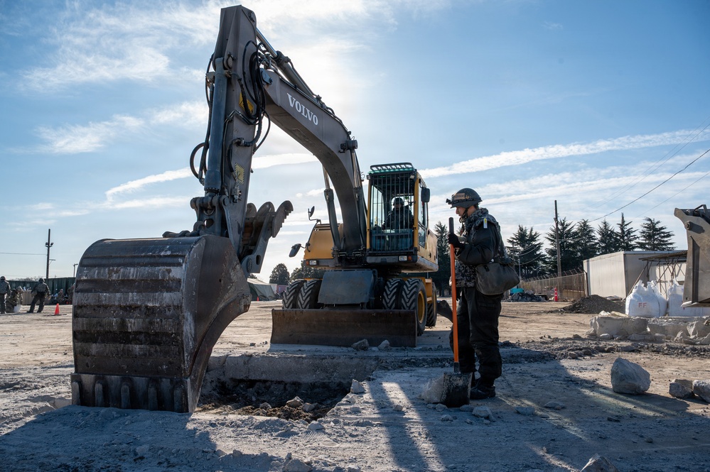 U.S., Japan conduct bilateral airfield damage repair FTX