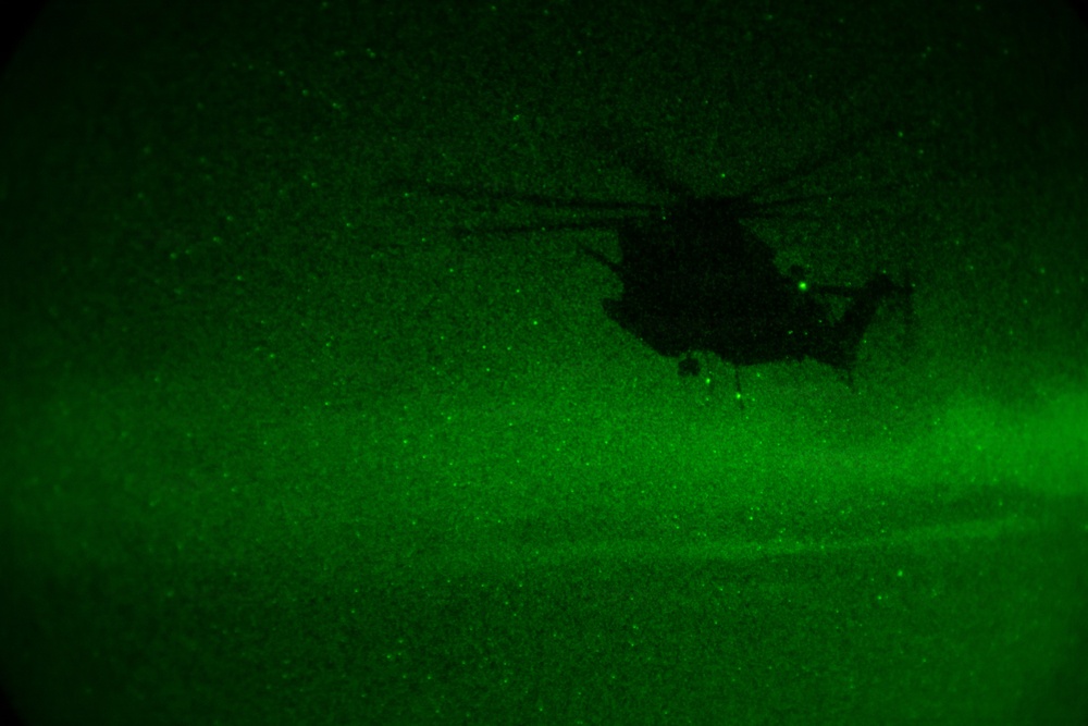 HMH-465 and 821st CRG conduct NSI training