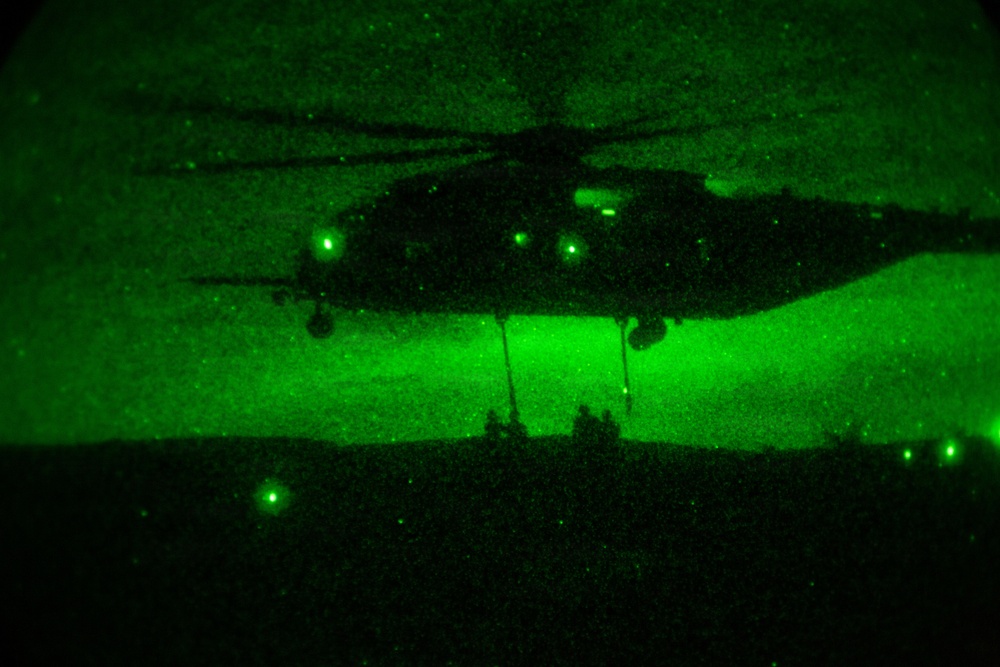 HMH-465 and 821st CRG conduct NSI training