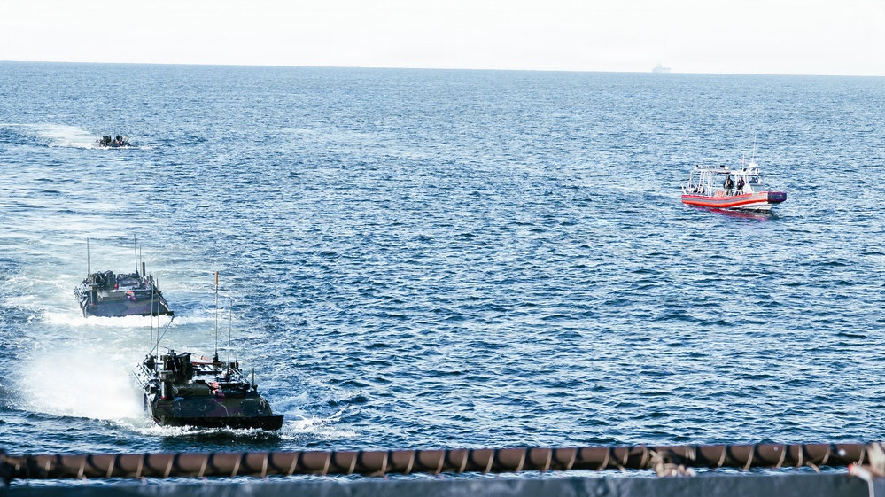 3d AA Bn. Marines Conduct ACV Well Deck Operations Aboard USS Ashland