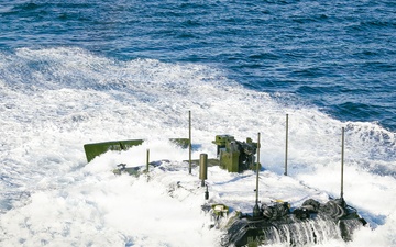 3d AA Bn. Marines Conduct ACV Well Deck Operations Aboard USS Ashland