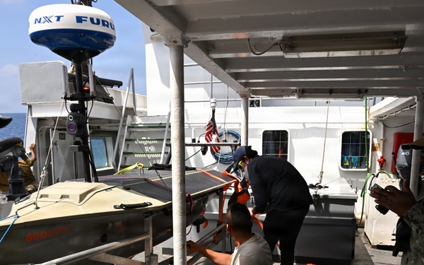 CTF 66 Successfully Launches Lightfish USV Off Partner Vessel