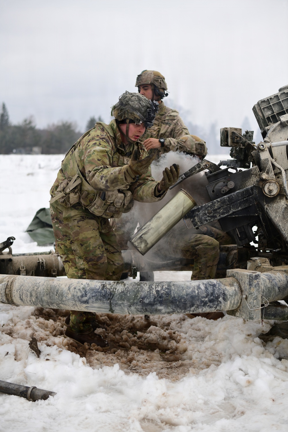 Dynamic Front 26 M119A3 Howitzer fires