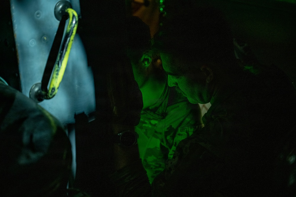 61st Expeditionary Airlift Squadron conducts airlift mission