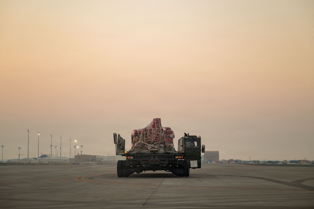 16th Expeditionary Airlift Squadron conducts airlift mission