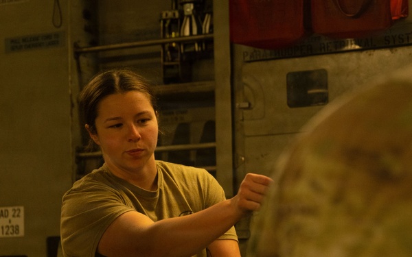 16th Expeditionary Airlift Squadron conducts airlift mission