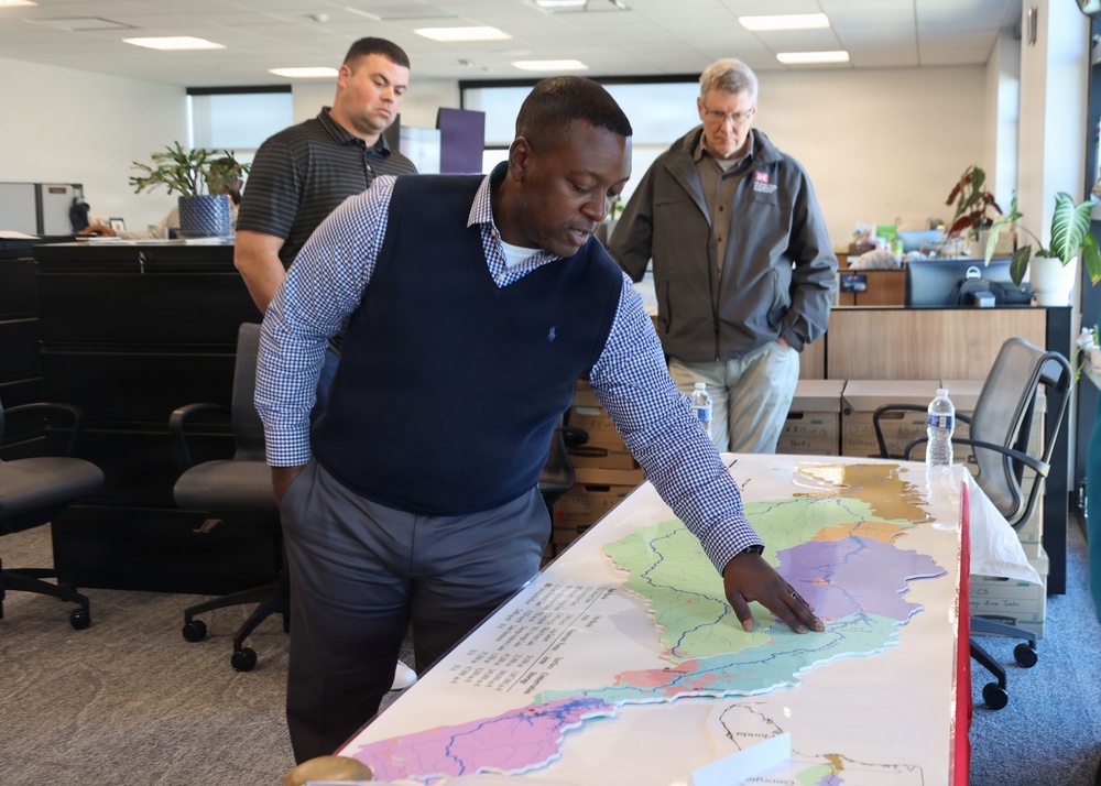 Mobile District commander takes part in ‘Water Manager for a Day’