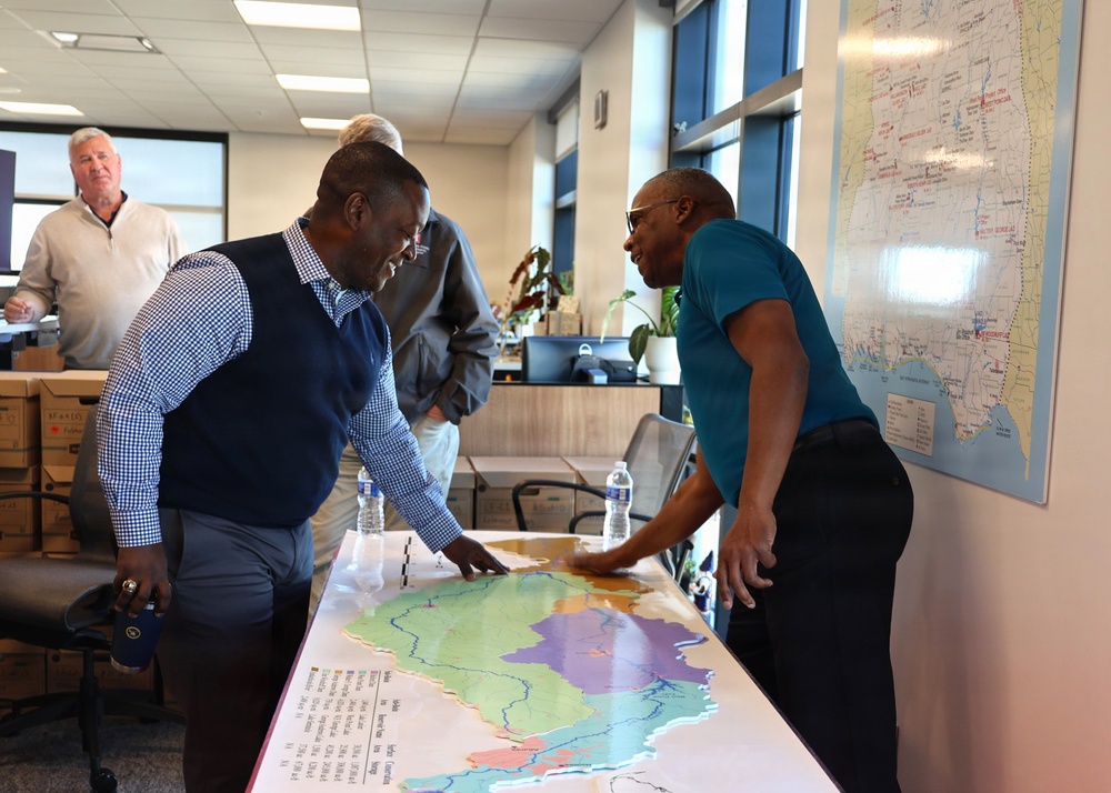 Mobile District commander takes part in ‘Water Manager for a Day’