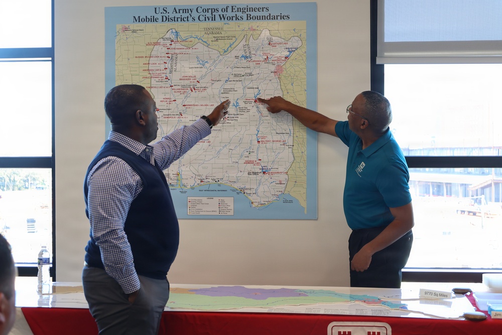 Mobile District commander takes part in ‘Water Manager for a Day’