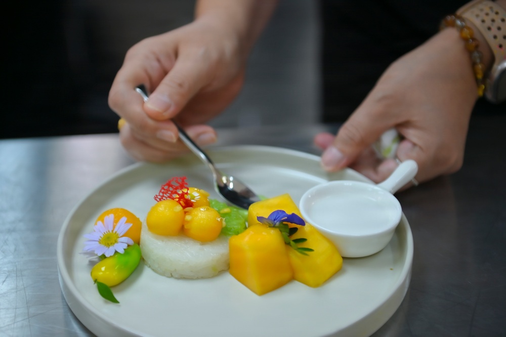 Delegations from U.S. Army Medical Research and Development Command and Walter Reed Army Institute of Research on the occasion of paying respect to the Army Medical Department at the Army Medical Department Command