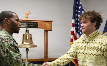 New Jersey Native takes Oath of Enlistment