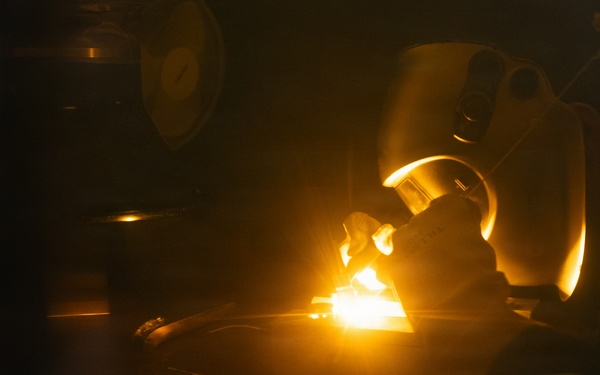 Aircraft Metals Specialist fabricates aircraft structural components