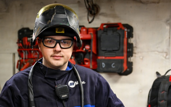 Coast Guard engineers underway to support Operation Fall Retrieve in the Great Lakes