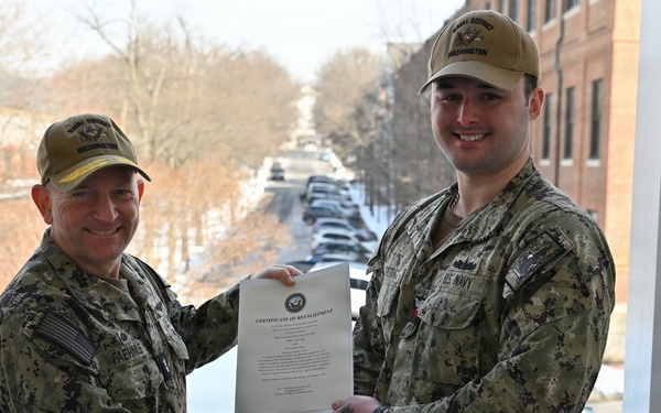 Naval District Washington Conducts Reenlistment