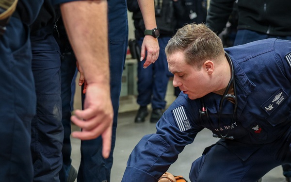 PCU John F. Kennedy Conducts Medical Response Team Training