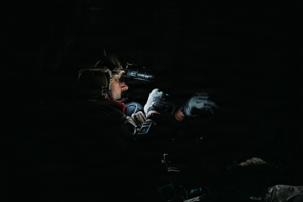 1st Special Forces Group (Airborne) Green Berets execute HALO jumps in Arizona