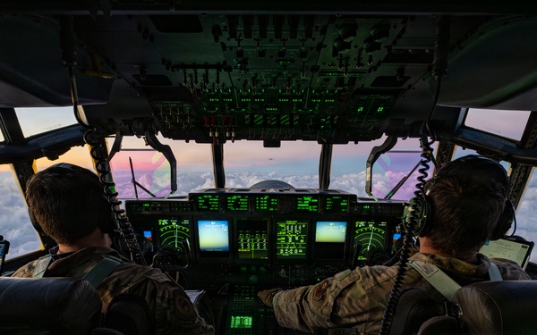 1 SOW, 160 SOAR (Airborne) conduct joint HAAR exercise