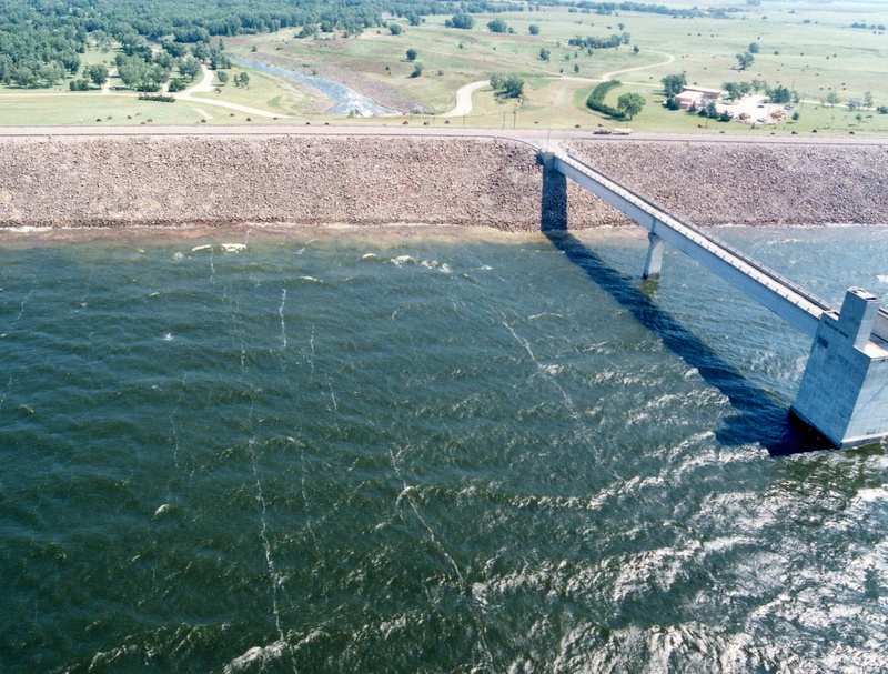 From data to dialogue: Sharpening public communications for federal dams