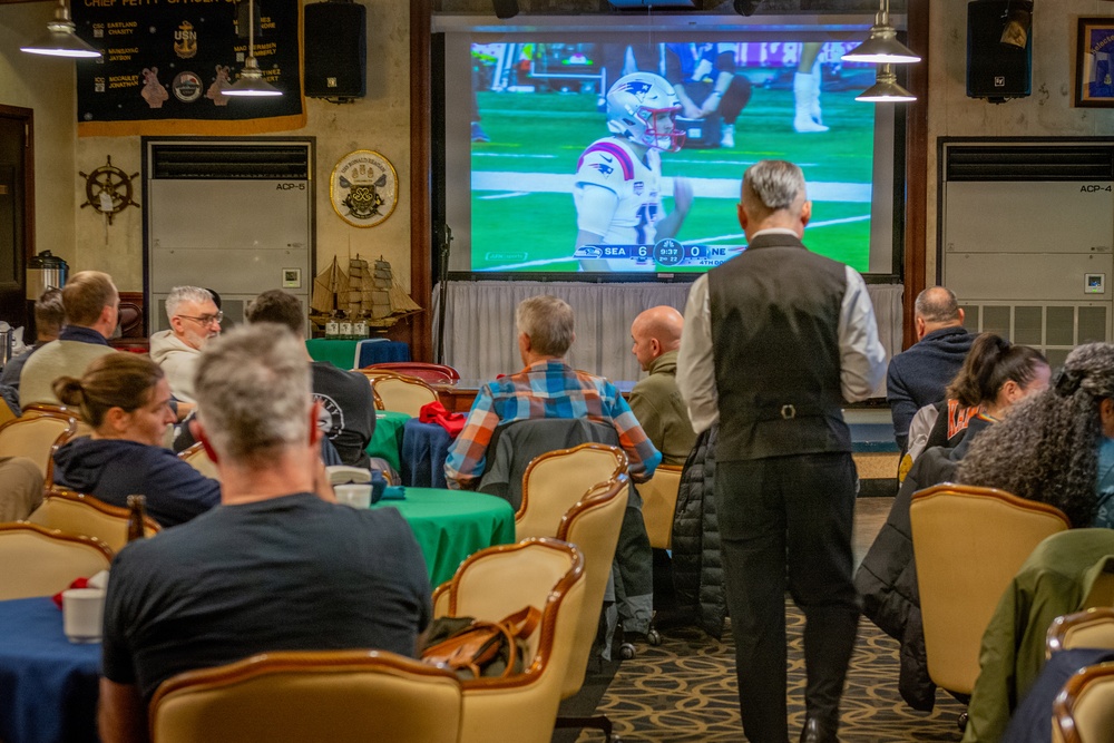 CFAY MWR Hosts Big Game Watch Party