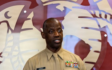 Western Recruiting Region Leadership Visits Recruiting Station Oklahoma City