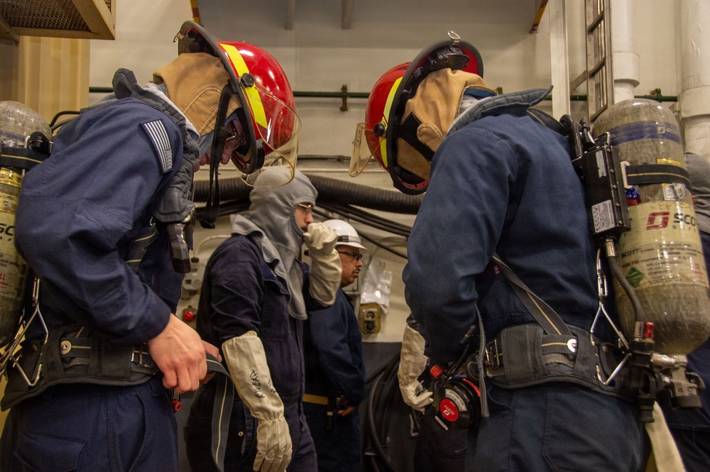 Ronald Reagan Sailors Install Berthing and Conduct Damage Control Drill