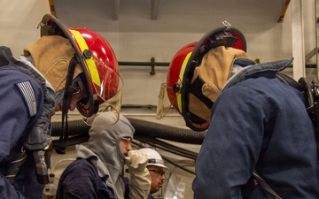 Ronald Reagan Sailors Install Berthing and Conduct Damage Control Drill