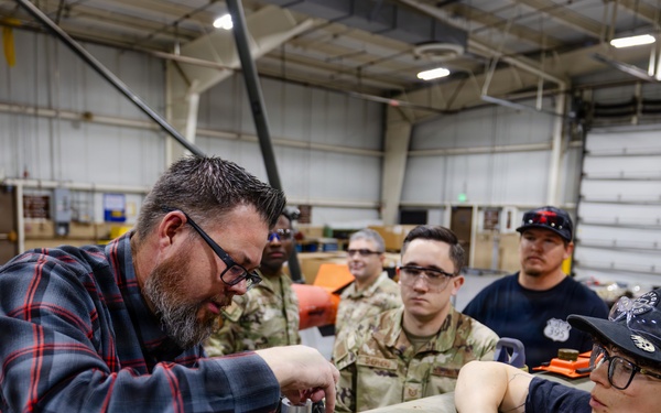 412th Munitions Flight provides hands-on weapons training to 31st Test and Evaluation Squadron