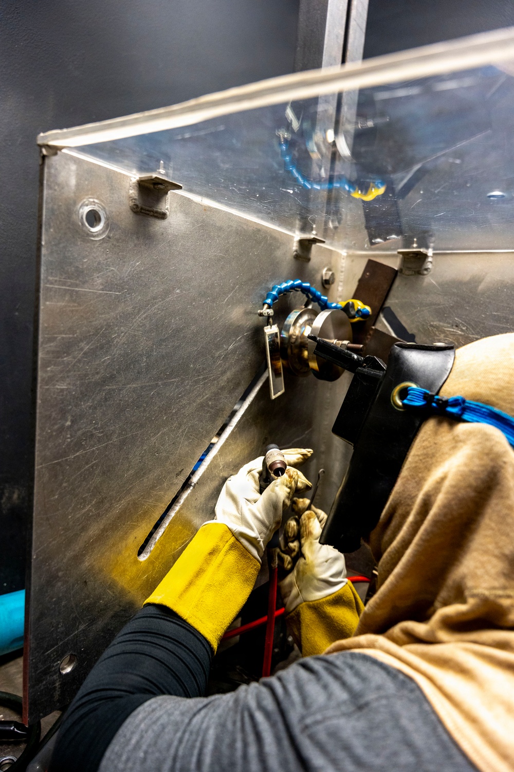 Nuclear welders at PHNSYIMF