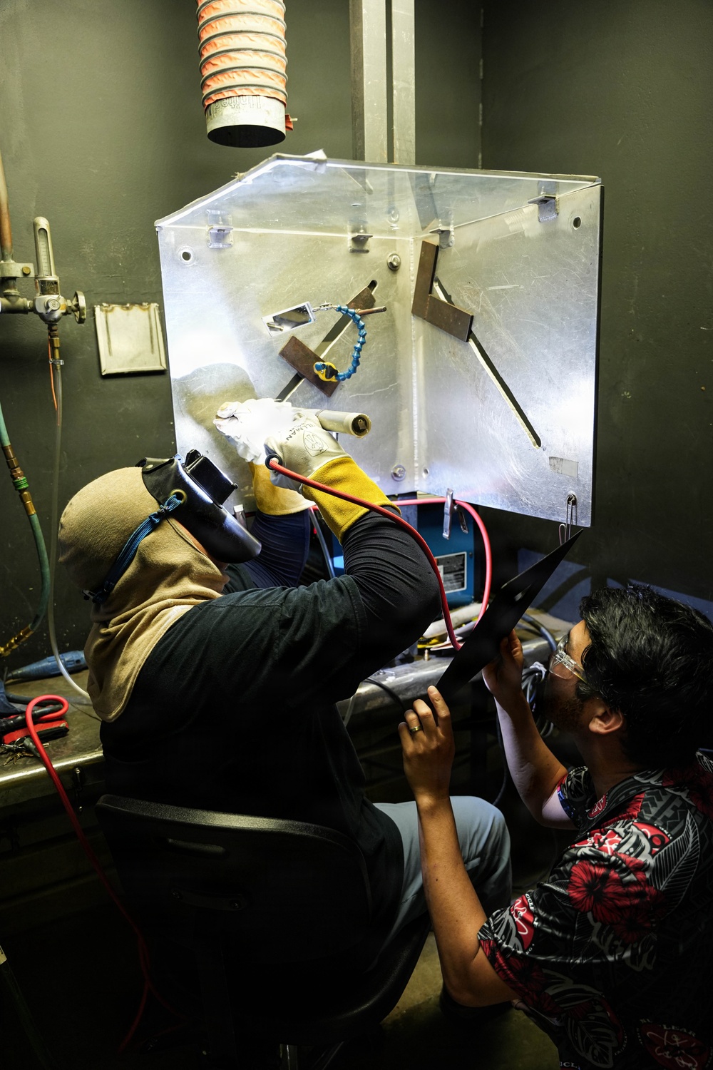 Nuclear welders at PHNSYIMF