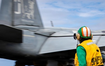 USS Gerald R. Ford (CVN 78) Flight Deck Operations