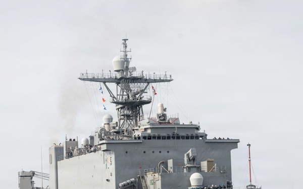 Task Force Ashland Marines and Sailors Depart San Diego Aboard USS Ashland