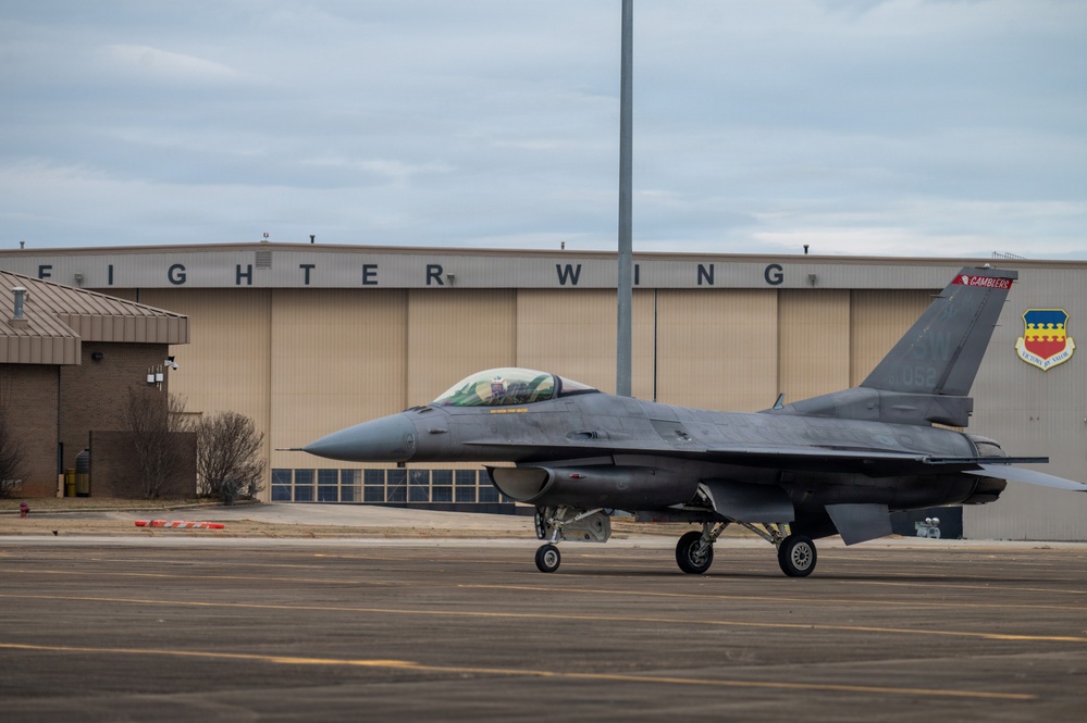 Trained, Ready, Certified: F-16 Viper Demonstration Team performs certification flight at Shaw