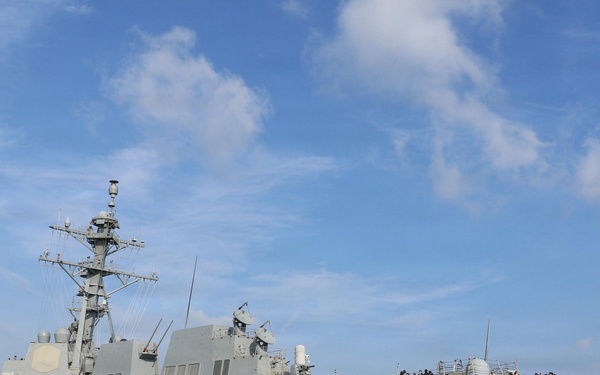 USS Pinckney departs Singapore after ship repair and maintenance exercise